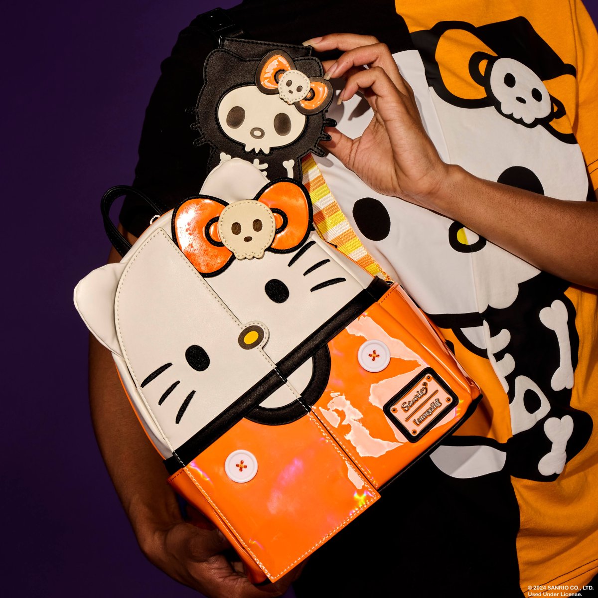 NYCC Limited Edition Sanrio Hello Kitty Skeleton Costume Glow Mini Backpack - Figurine Bags Sanrio - vue 3