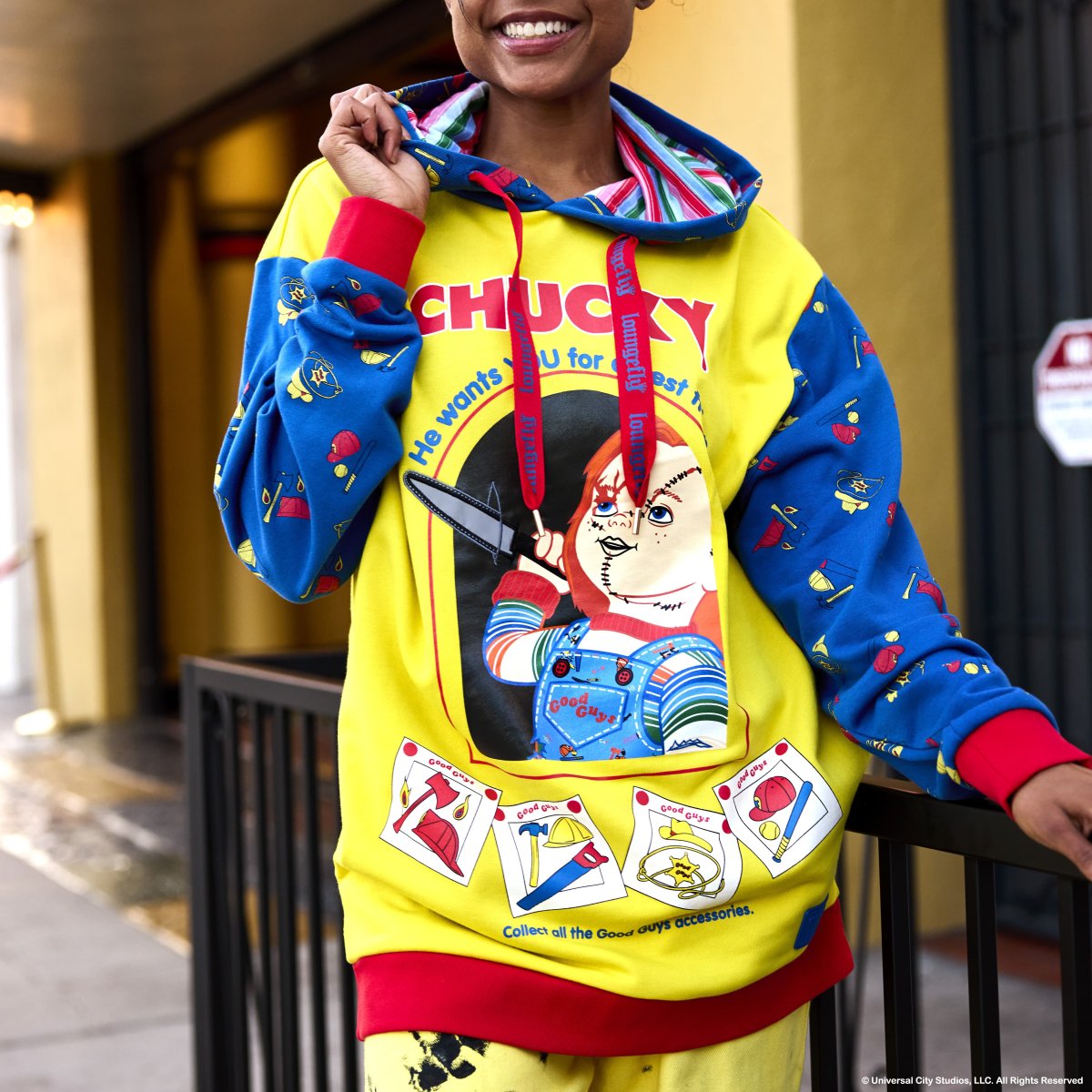 Chucky Good Guys Color Block Unisex Hoodie - Figurine Apparel Chucky - vue 2