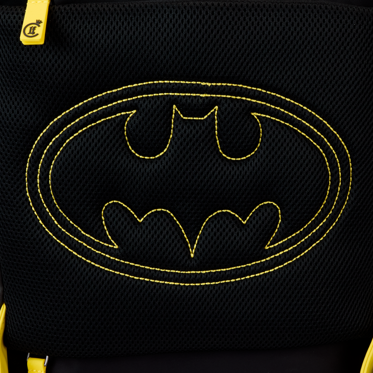 COLLECTIV Batman??? 85th Anniversary The TRAVELR Full-Size Backpack - Figurine Bags DC Comics - vue 7