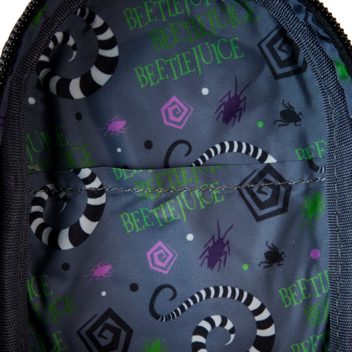 Beetlejuice Here Lies Betelgeuse Tour Guide Mini Backpack Pencil Case - Figurine Stationery Beetlejuice - vue 5