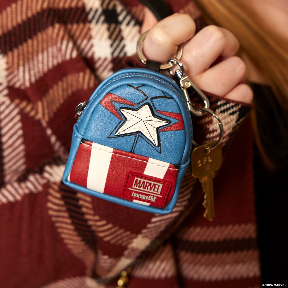 Marvel Avengers Cosplay Mystery Mini Backpack Keychain Charm - Figurine Accessories Marvel - vue 4