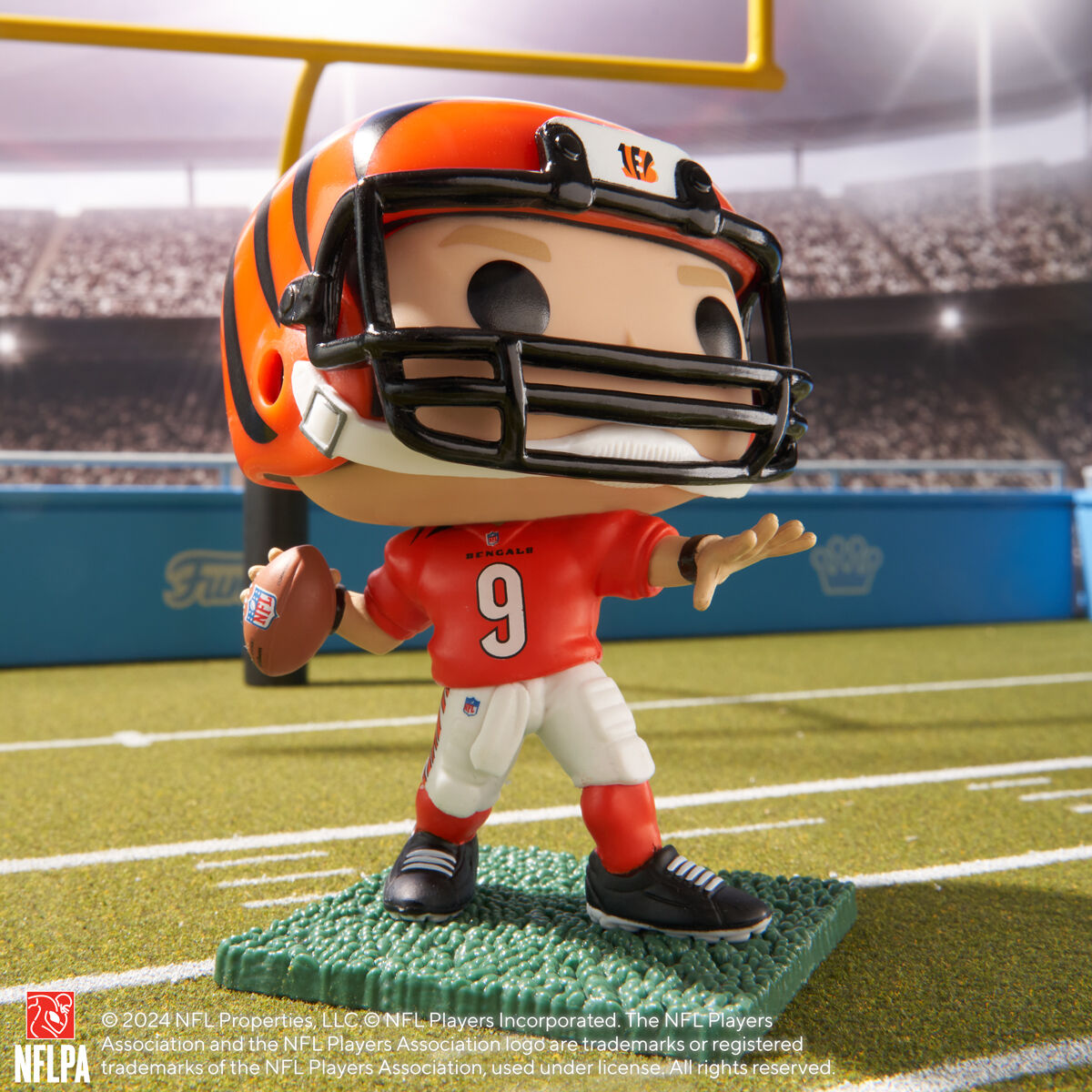 Pop! Joe Burrow (Home Uniform) - Figurine Pop! NFL - vue 2