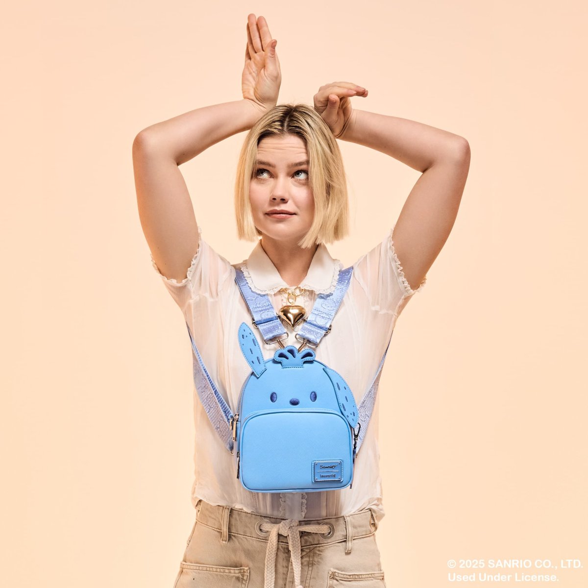 Sanrio Pochacco Monochrome Cosplay Convertible Mini Backpack & Crossbody Bag - Figurine Bags Sanrio - vue 2
