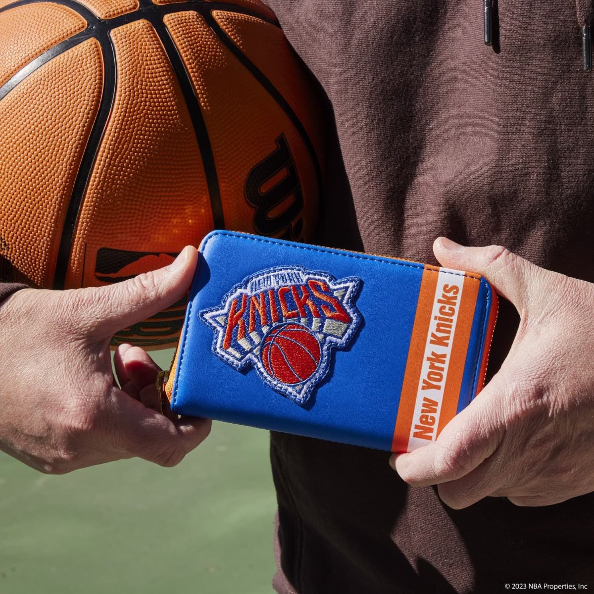 NBA New York Knicks Patch Icons Zip Around Wallet - Figurine Wallets NBA - vue 2