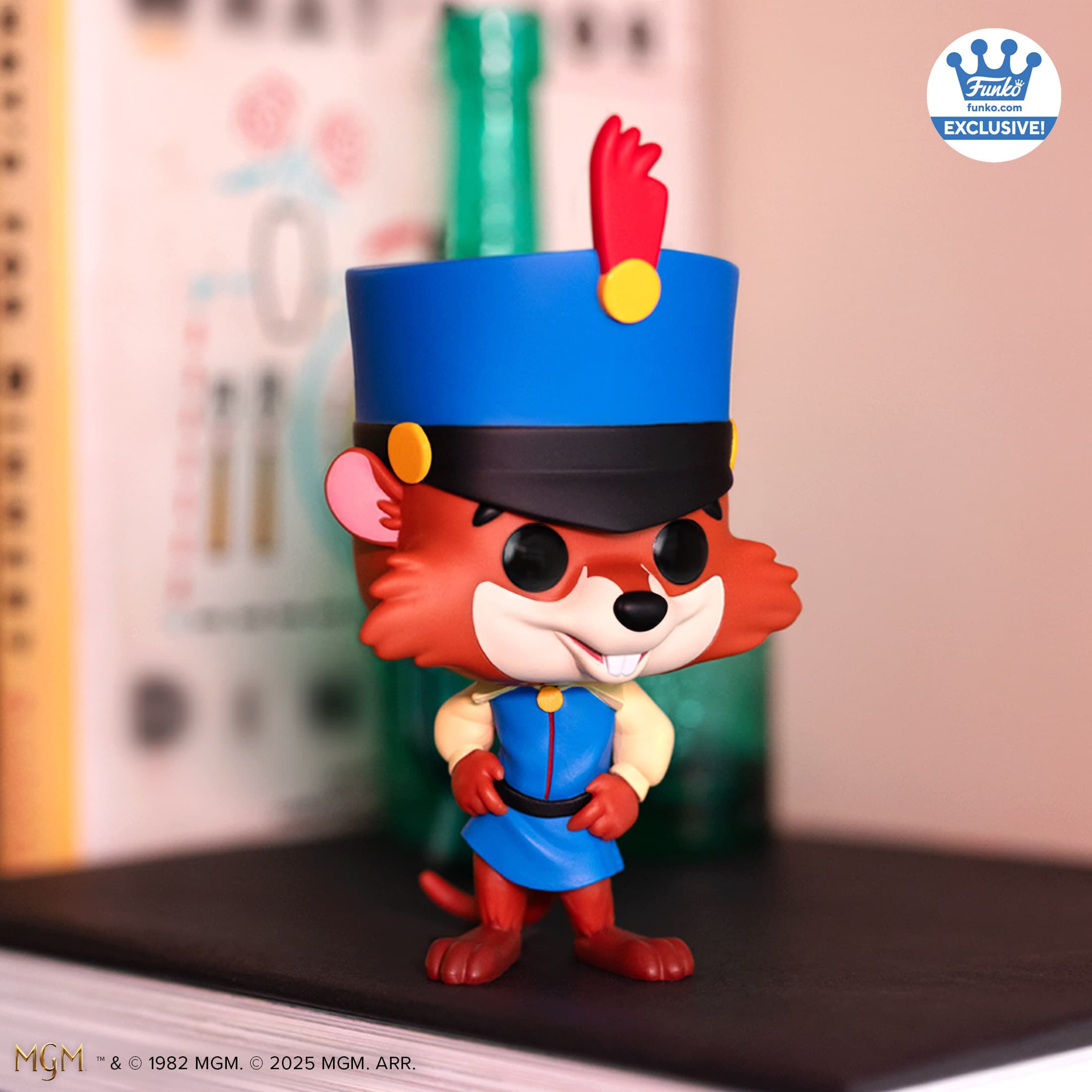 Pop! Justin (Captain Uniform) - Figurine Pop! The Secret of NIMH - vue 2