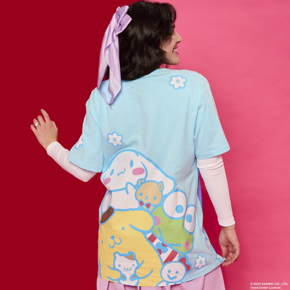 Sanrio Hello Kitty & Friends Unisex Tee - Figurine Apparel Sanrio - vue 3