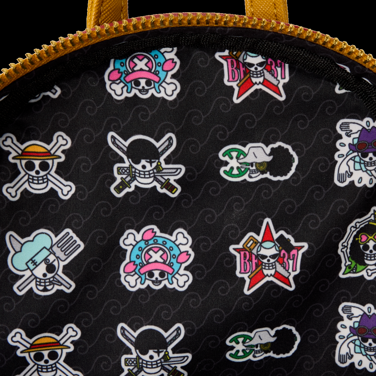 One Piece Convertible Sling Crossbody Bag with Coin Bag - Figurine Bags One Piece - vue 7