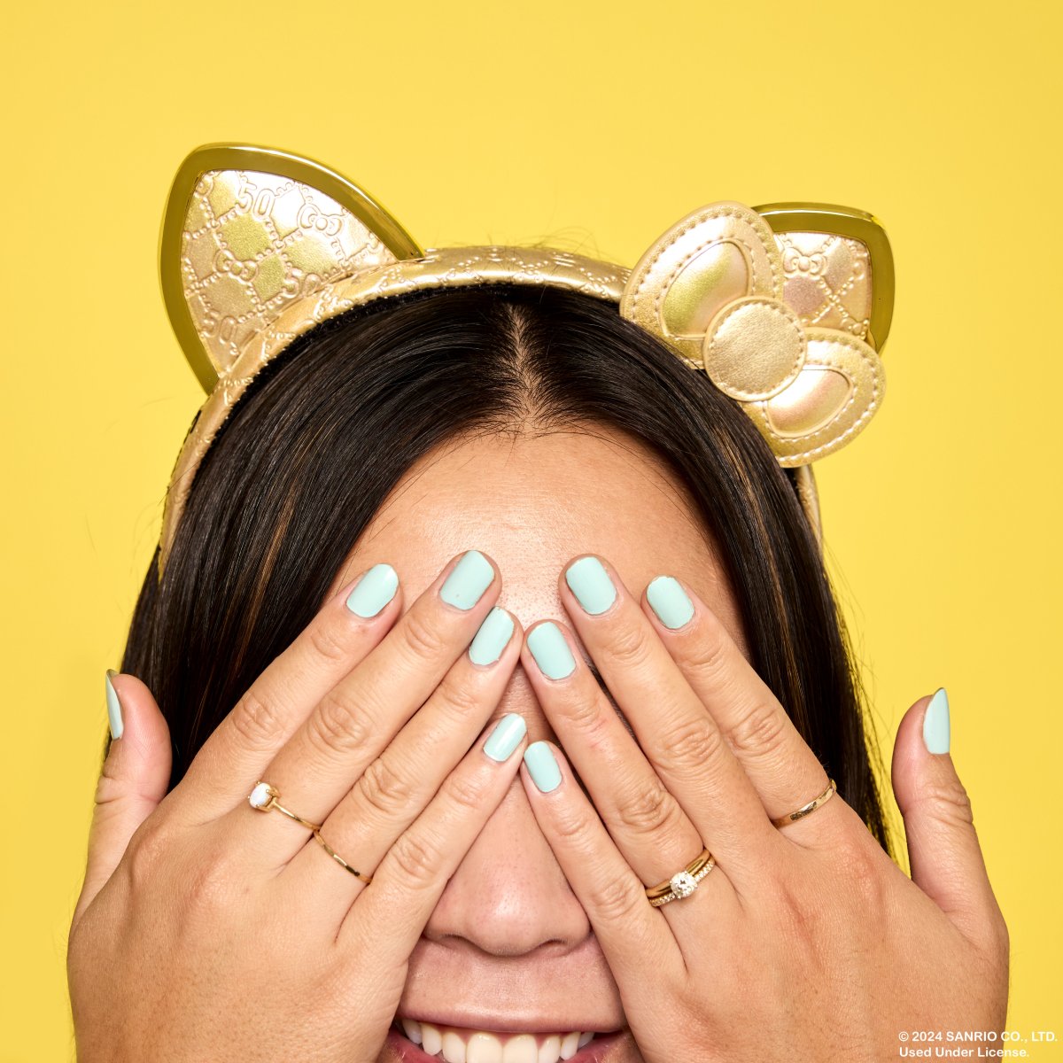 Sanrio Hello Kitty 50th Anniversary Metallic Gold Ear Headband - Figurine Ear Headbands Sanrio - vue 2