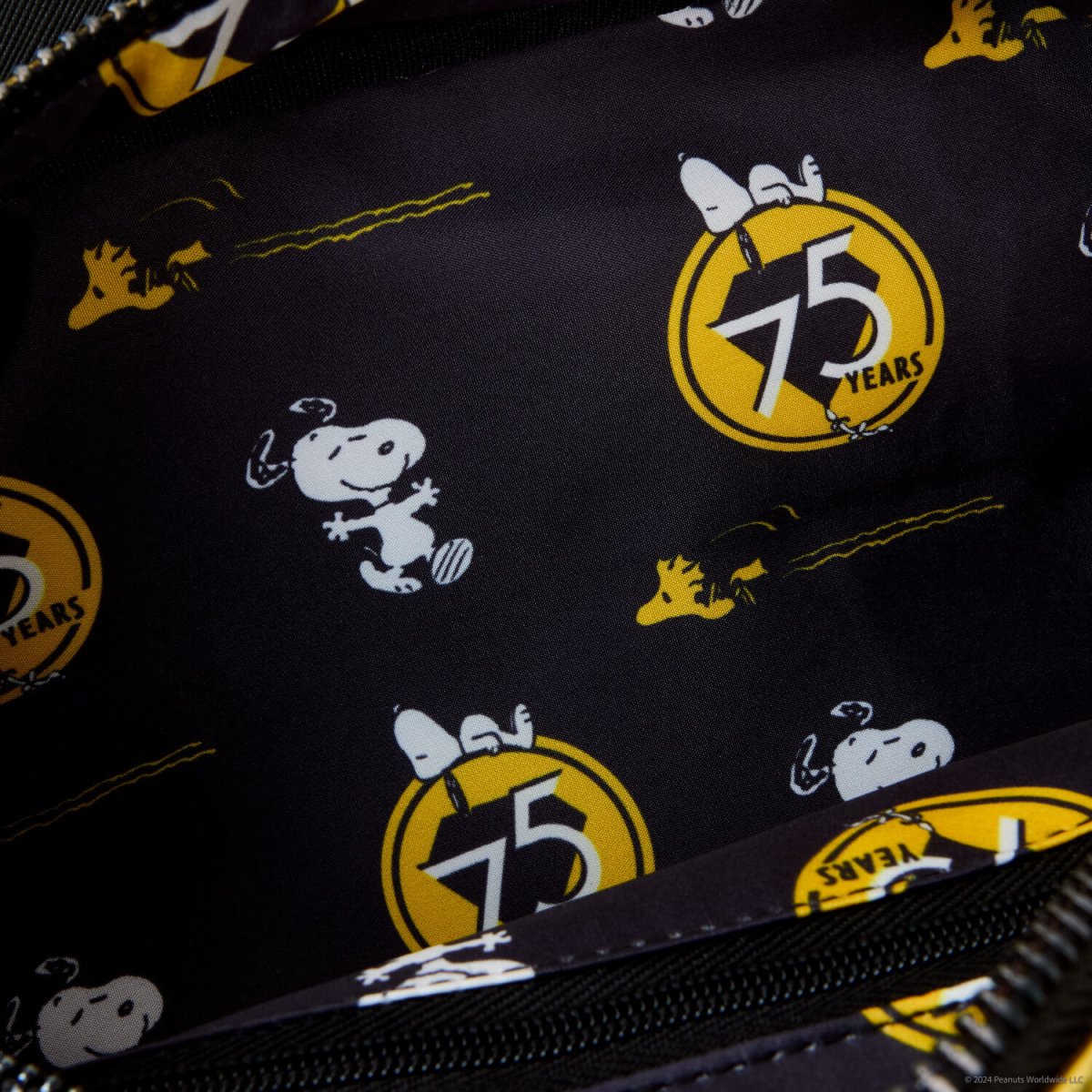 Peanuts 75th Anniversary Snoopy Doghouse Crossbody Bag - Figurine Bags Peanuts - vue 7
